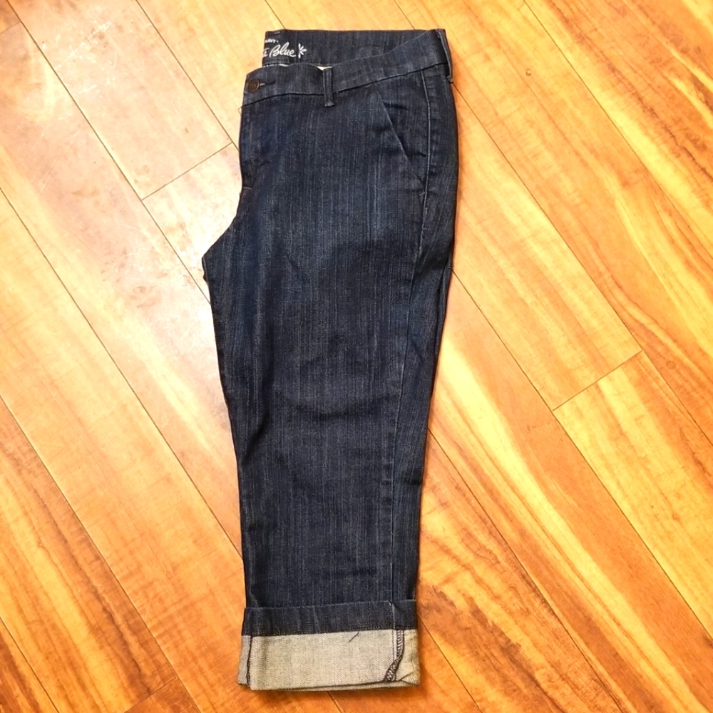 OLD NAVY ULTRA BLUE CAPRIS